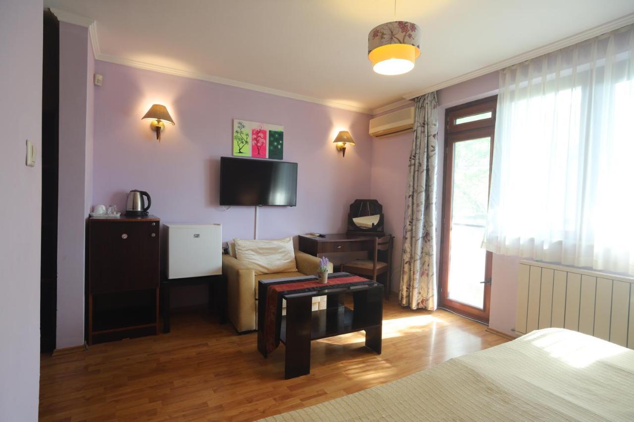 Guest House Yanita Varna Exterior foto
