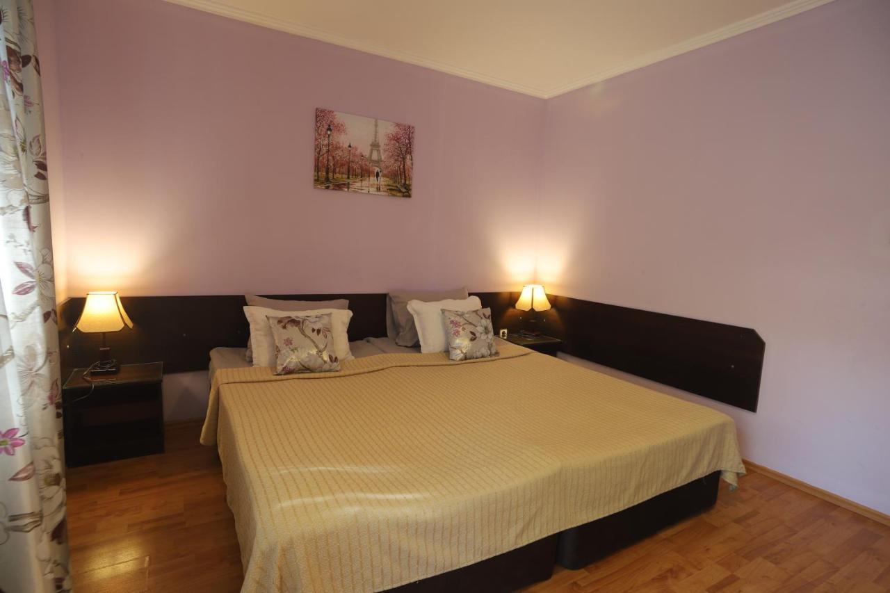 Guest House Yanita Varna Exterior foto